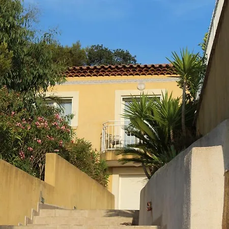 Les Jardins De Lea Apartment